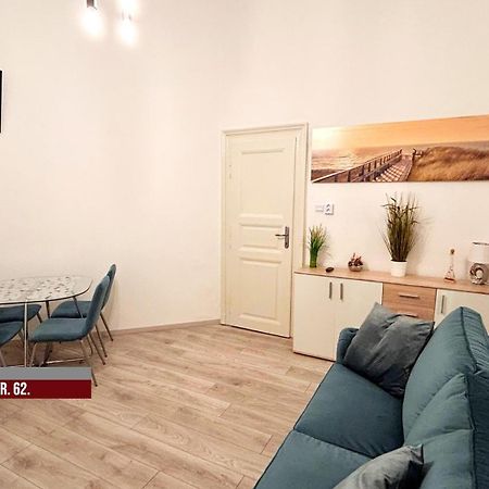Little Americas Music Academy Apartments Budapest Bagian luar foto