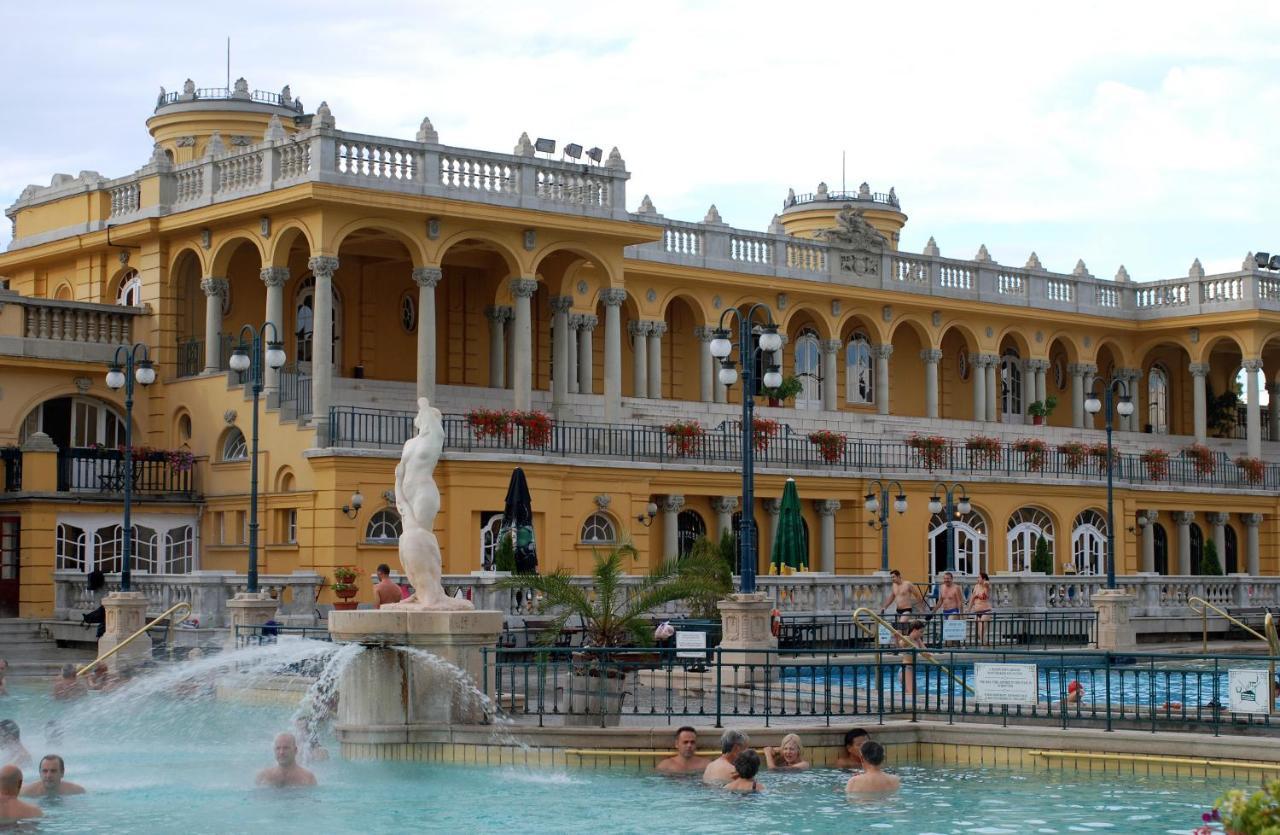 Little Americas Music Academy Apartments Budapest Bagian luar foto