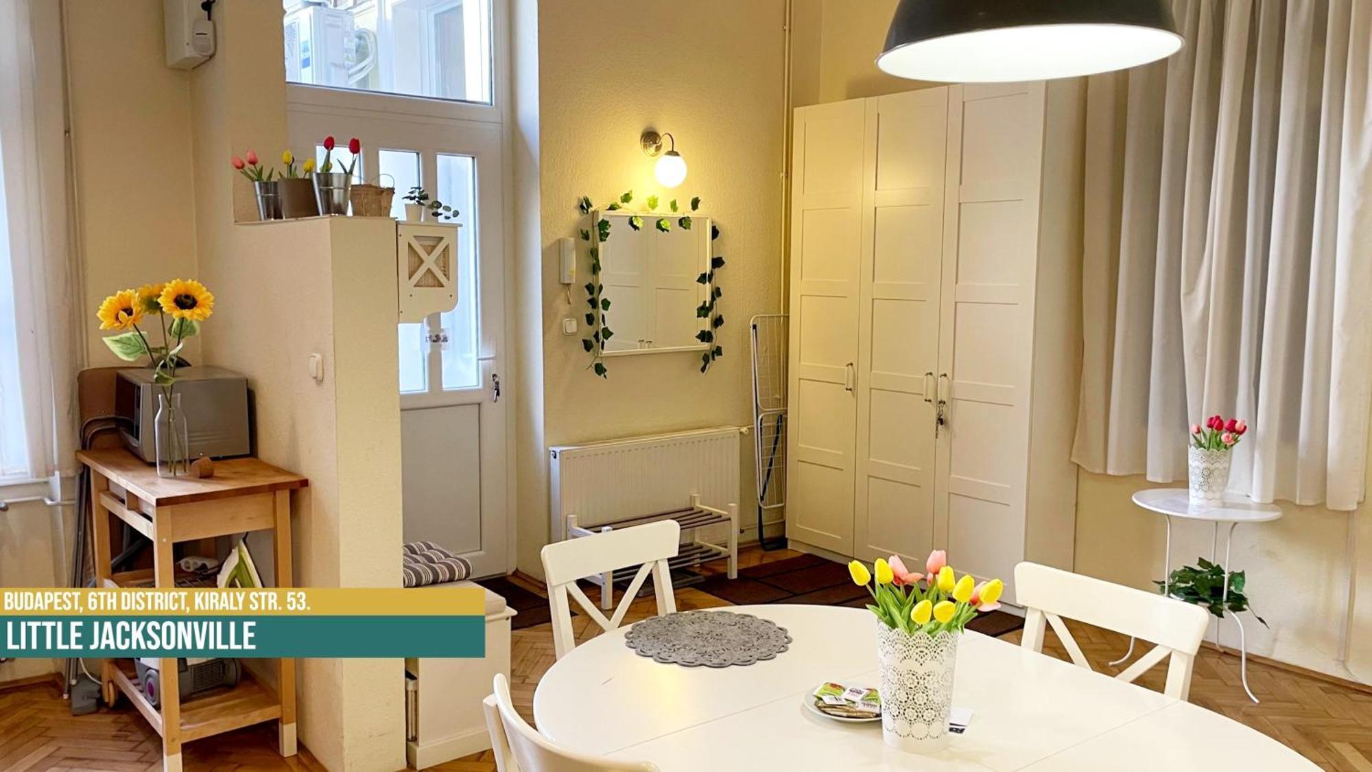 Little Americas Music Academy Apartments Budapest Bagian luar foto